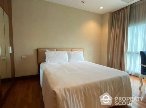 3-BR Condo at Royal Residence Park near BTS Phloen Chit