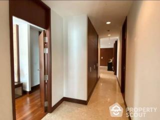 3-BR Condo at Royal Residence Park near BTS Phloen Chit