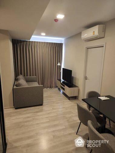 1-BR Condo at Quintara Arte Sukhumvit 52 near BTS On Nut