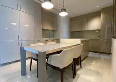 Kraam Sukhumvit 26 – 2 bed