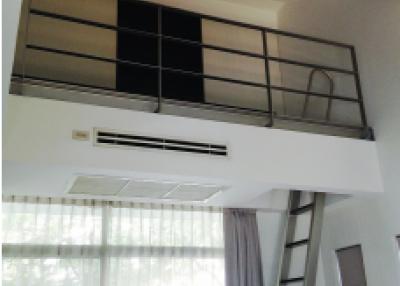 3 bedroom house for rent near Victory Monument