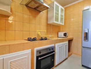 Baan Chicha Castle  Pet Friendly 3 Bedroom Townhouse in Phrom Phong