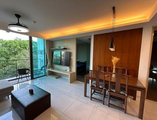 Siamese 39  Modern 2 Bedroom Condo in Phrom Phong