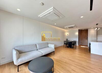 Baan Ploenchit  Renovated 2 Bedroom Property in Desirable Location