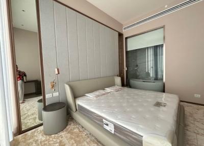 Scope Langsuan  Ultra Luxury 2 Bedroom Property in Chit Lom