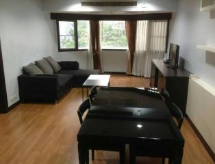 Baan Suanpetch  Spacious 2 Bedroom Phrom Phong Property