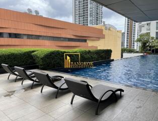 Nusasiri Grand Condo  Spacious 1 Bedroom Ekkamai Property Near BTS