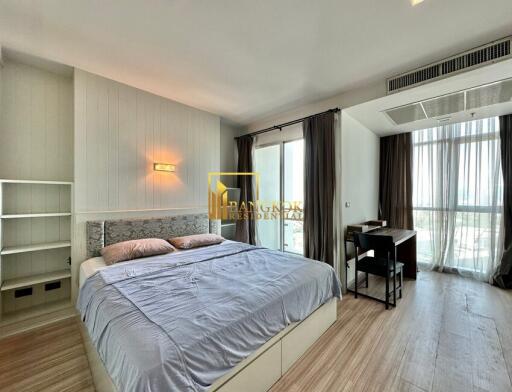 Nusasiri Grand Condo  Spacious 1 Bedroom Ekkamai Property Near BTS