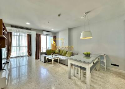 Nusasiri Grand Condo  Spacious 1 Bedroom Ekkamai Property Near BTS