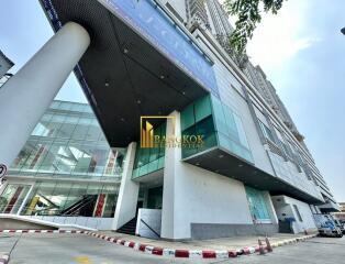 Nusasiri Grand Condo  Spacious 1 Bedroom Ekkamai Property Near BTS