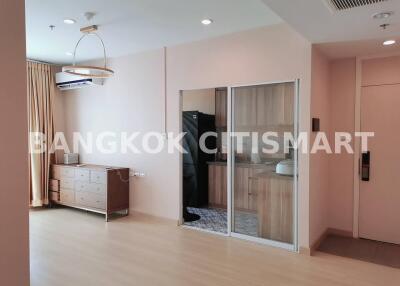 Condo at Supalai Lite Ratchada - Naradhiwas - Sathon for rent