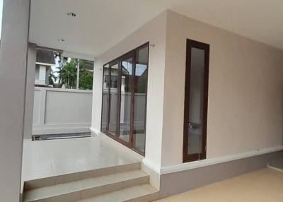 💝 Land with 2-story detached house, Central Ring Road 🏠