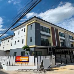 💝 3-story townhouse, renovated, Liang Mueang Nonthaburi Road, The Connect Up 3, Rattanathibet 17 🏠