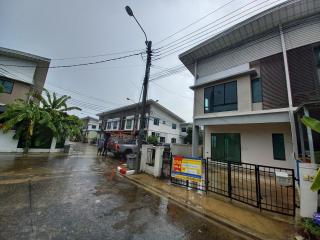 💝 2-story townhouse, Krungnon-Jongthanom Road. (Atchariya Phatthana Road) Modi Villa Village 🏠