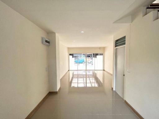 💝 Renovated 2-story townhouse, Hathairat Road. Thanarom Village 🏠