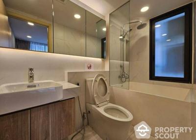 2-BR Condo at Walden Asoke near MRT Sukhumvit