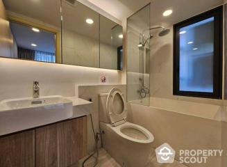 2-BR Condo at Walden Asoke near MRT Sukhumvit