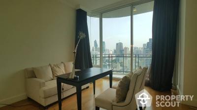 4-BR Condo at Royce Private Residences near MRT Sukhumvit (ID 513858)