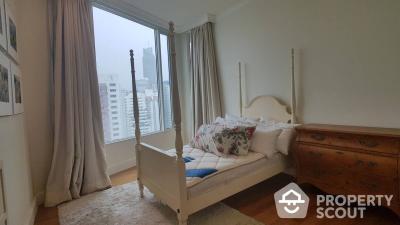 4-BR Condo at Royce Private Residences near MRT Sukhumvit (ID 513858)