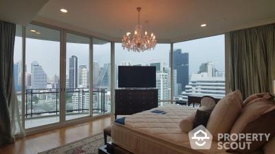 4-BR Condo at Royce Private Residences near MRT Sukhumvit (ID 513858)