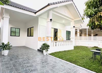 3 Bedrooms Villa / Single House Huay Yai H011609