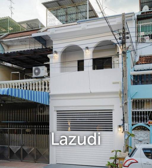 4 Bedrooms 220 SQ.M House in Charoen krung for sale