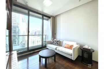 Ideal location for urban living at Prime Phathumwan Condo.