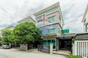 210 Sqm., 3 Beds Townhouse listed for ฿ 5,500,000.