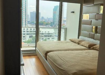 2-BR Condo at The River Condominium near BTS Saphan Taksin