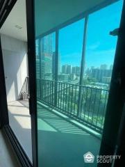 1-BR Condo at Condolette Midst Rama 9 near MRT Phra Ram 9