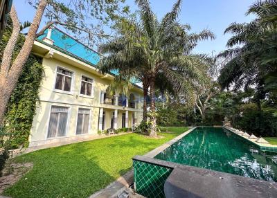4 Bedrooms House East Pattaya H011427