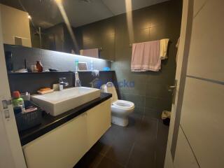 Studio Condo in Apus Condominium Central Pattaya C011425