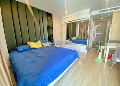 Studio Condo in Apus Condominium Central Pattaya C011425