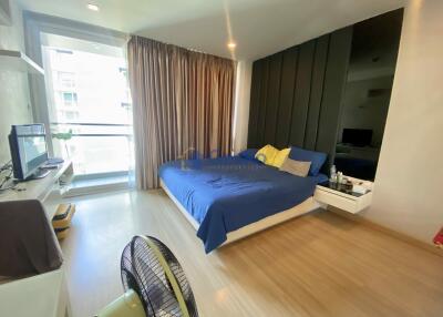 Studio Condo in Apus Condominium Central Pattaya C011425