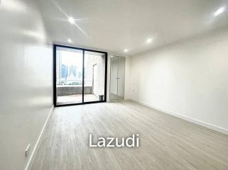 2 Bedrooms 2 Bathrooms 295 SQ.M Asoke Tower