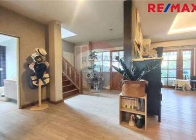 285 Sqm., 5 Beds Townhouse listed for ฿ 7,500,000.