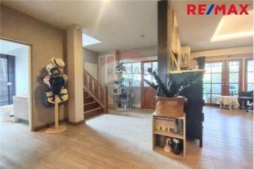 285 Sqm., 5 Beds Townhouse listed for ฿ 7,500,000.