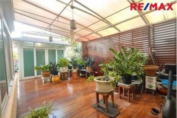 285 Sqm., 5 Beds Townhouse listed for ฿ 7,500,000.