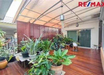 285 Sqm., 5 Beds Townhouse listed for ฿ 7,500,000.