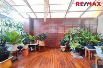 285 Sqm., 5 Beds Townhouse listed for ฿ 7,500,000.