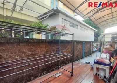 285 Sqm., 5 Beds Townhouse listed for ฿ 7,500,000.