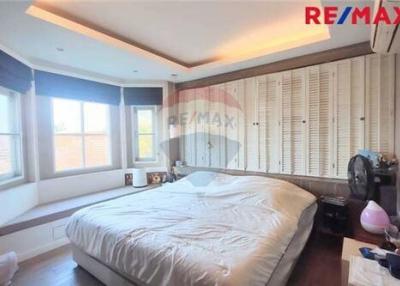 285 Sqm., 5 Beds Townhouse listed for ฿ 7,500,000.