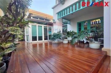 285 Sqm., 5 Beds Townhouse listed for ฿ 7,500,000.