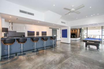Stunning 3-Bed Condo for Rent at J C Hill Place: Fully Refurbished