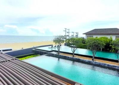 2-bedroom condo with gorgeous sea view