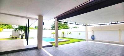 Modern 3 Bedrooms Poolvilla in Huay Yai