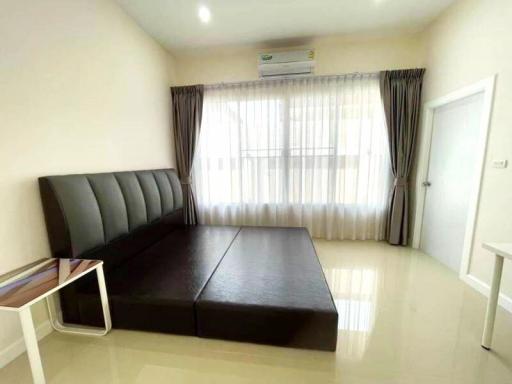 Modern 3 Bedrooms Poolvilla in Huay Yai