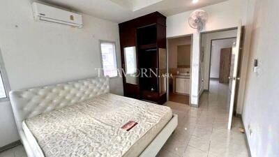 House For sale 3 bedroom 130 m² with land 210 m² in Ruen Pisa Village, Pattaya