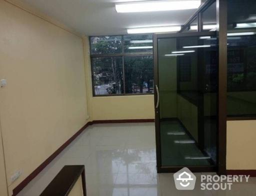 Office Space for Rent in Khlong Ton Sai