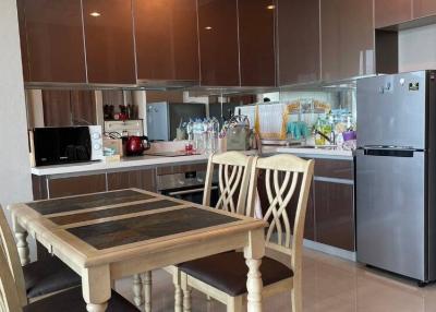 1-BR Condo at Menam Residences in Wat Phraya Krai